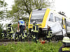 Zugunglück bei Überlingen: 29-jähriger Transporter-Fahrer tot