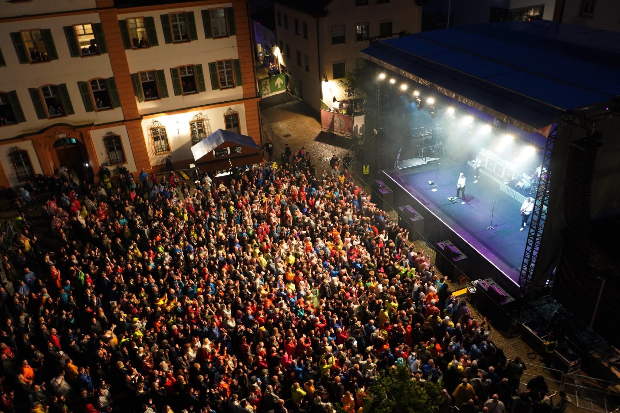 Status Quo und Spider Murphy Gang beim Ehinger Marktpatz Open-Air