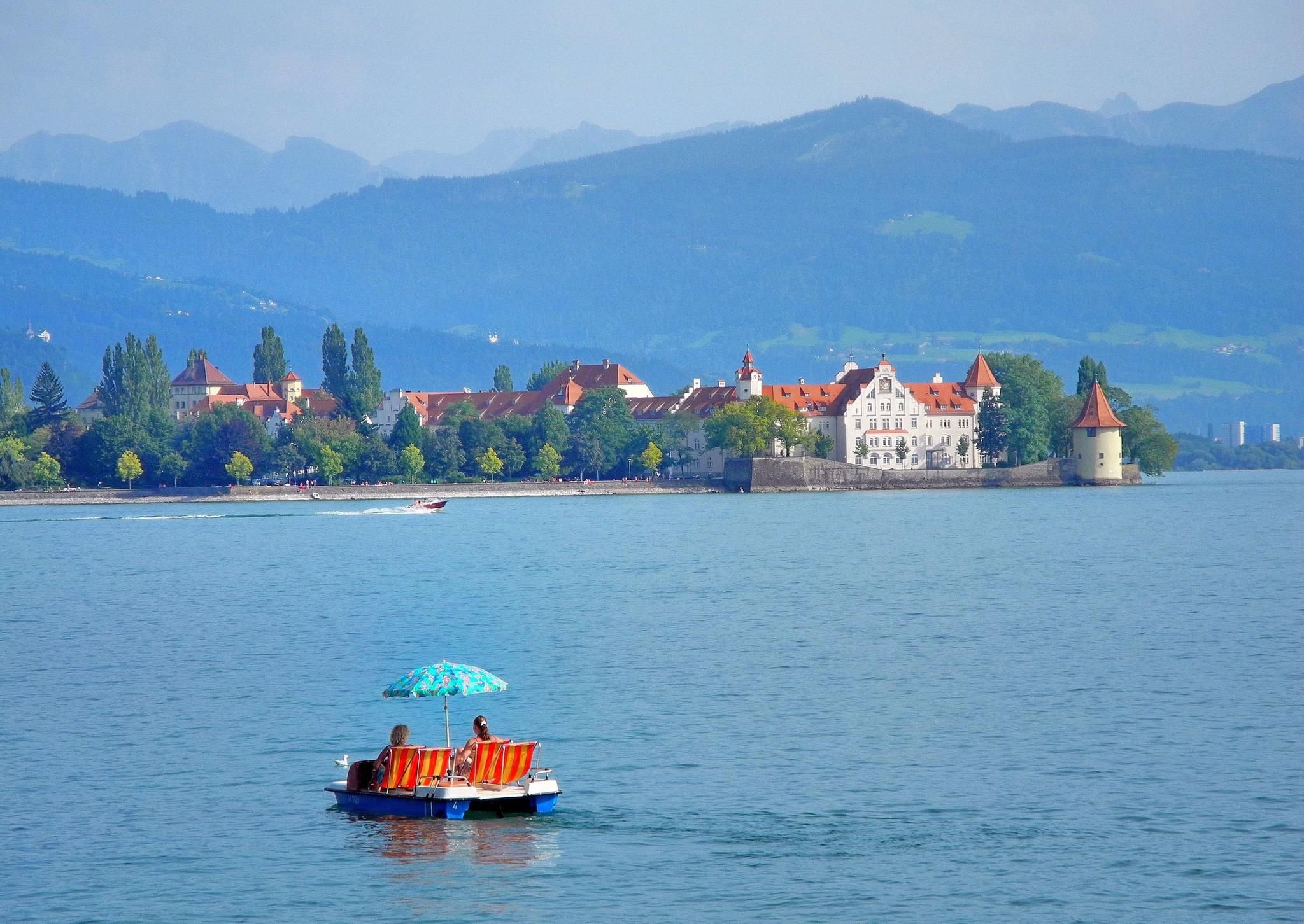 Bodenseeradweg und Fangverbot: Wer entscheidet am Bodensee was?