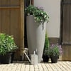 <a rel="sponsored" target="_blank" href="https://www.beckmann-kg.de/Dekorative-Regenspeicher-1?ref=regiotv&amp;subref=253"><span style="display:inline-block; vertical-align:middle; margin-right:2px; margin-left: 2px;"><svg class="tw-fill-primary-40" xmlns="http://www.w3.org/2000/svg" height="16" viewBox="0 -960 960 960" width="16"><path d="M200-120q-33 0-56.5-23.5T120-200v-560q0-33 23.5-56.5T200-840h280v80H200v560h560v-280h80v280q0 33-23.5 56.5T760-120H200Zm188-212-56-56 372-372H560v-80h280v280h-80v-144L388-332Z"></path></svg></span>Dekorative Regenspeicher</a>