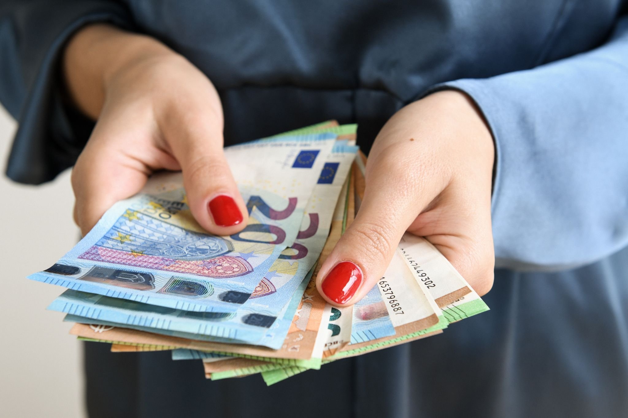 Citizens’ allowance recipients should be allowed to keep more money