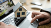 Ein Exposé spielt eine zentrale Rolle im Immobilienverkaufsprozess. Es dient als erste Visitenkarte Ihrer Immobilie und ist oft der erste Kontakt zwischen Verkäufer und potenziellen Käufern. 