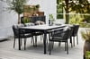 Laue Sommernächte laden zum Outdoor-Dining mit Familie und Freunden ein.