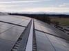 Die größte Dachanlage am Bodensee auf den Hallen der Messe Friedrichshafen. Auch hier greift, wegen Inbetriebnahme nach dem 24. Februar 2025, das Solarspitzengesetz.