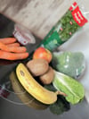 Mit wenigen Zutaten können Sie den Superhelden-Smoothie ganz einfach zu Hause nachmachen.