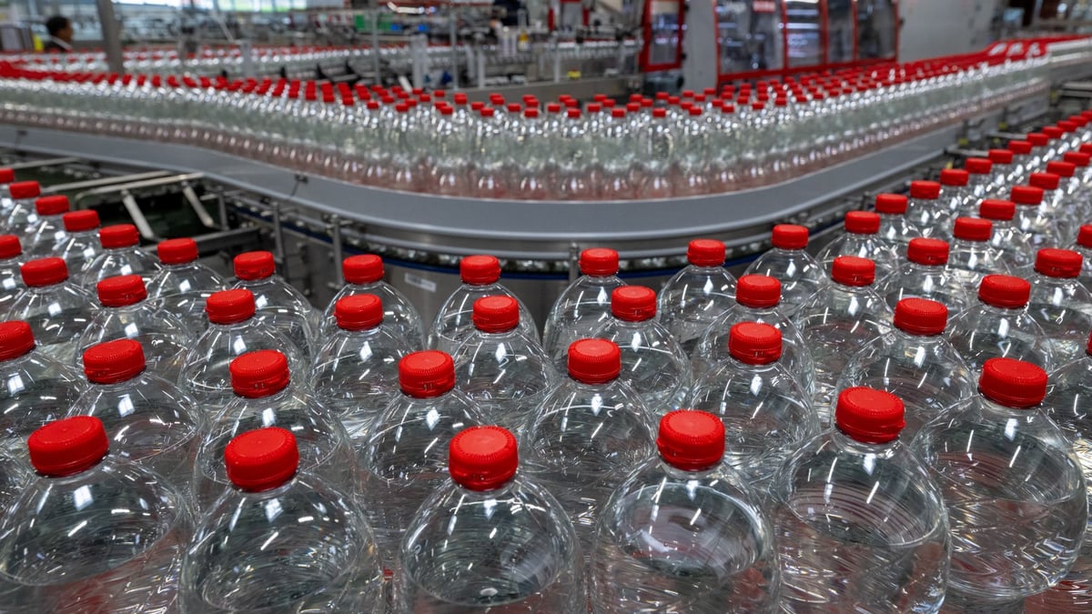 Alarmierende Rückrufaktion: Mineralwasser aus Edeka, Marktkauf & Netto könnte Ihre Gesundheit gefährden!