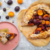 Knusperteig mit Pflaumenfülle: Galette mit süßem Steinobst